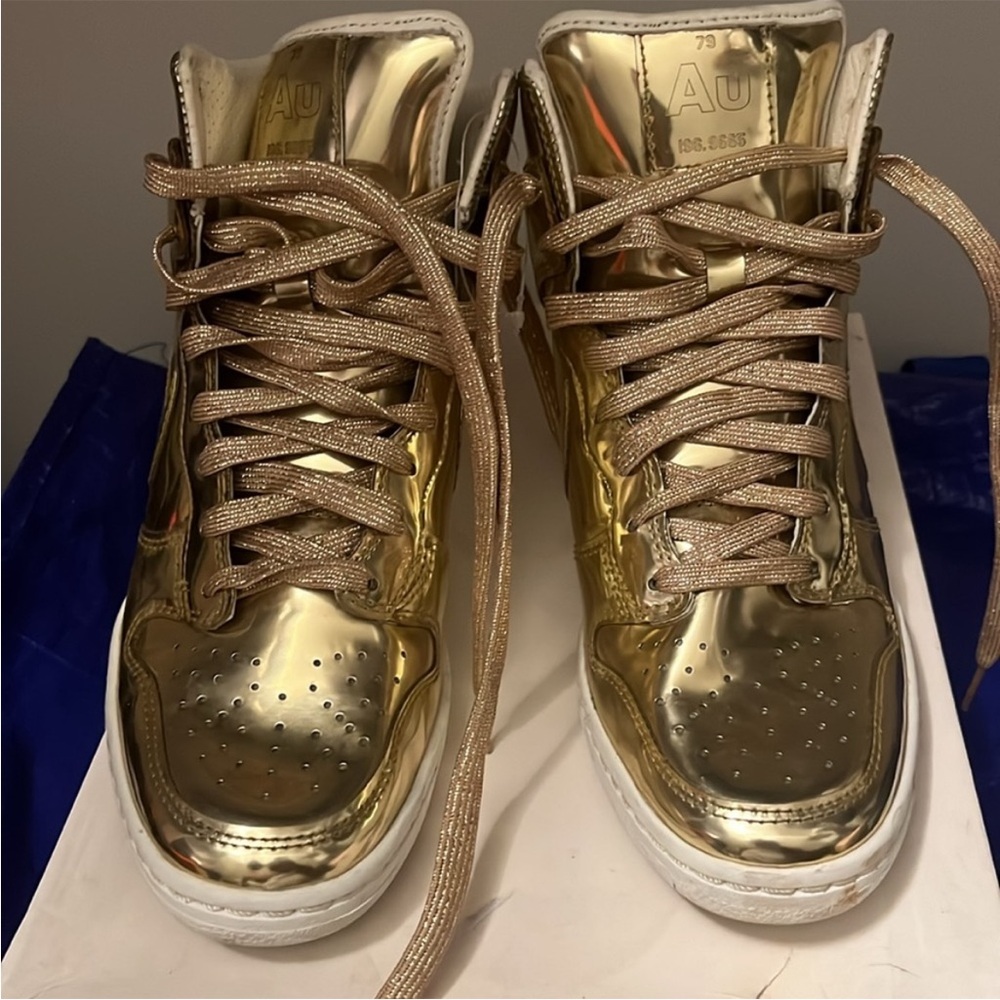 Women’s Nike Dunk Sky Hi
